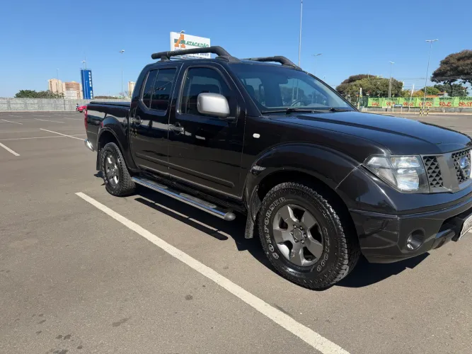 Nissan Frontier XE CD 4X4 2.5 TB Diesel 2011