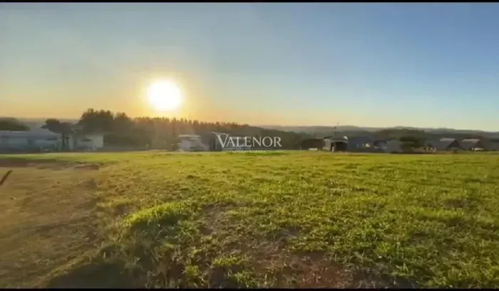 Terreno à Venda no Condomínio Terra Caxambu | 1.000 m² | Condomínio de Alto Padrão em Jund