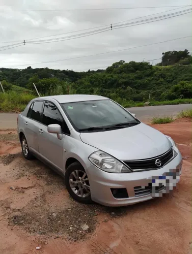 Nissan Tiida Sedan 1.8 16V Flex Fuel 4P 2012