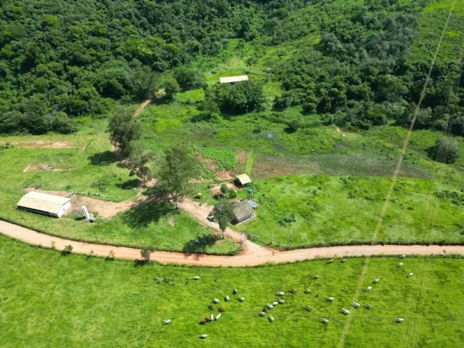 SÍTIO À VENDA EM CABREÚVA | 33,5 HECTARES | EXCELENTE LOCALIZAÇÃO | GRANDE POTENCIAL DE VA