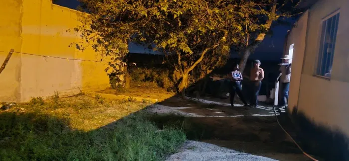 Casa com kitnet, loteamento Sao João