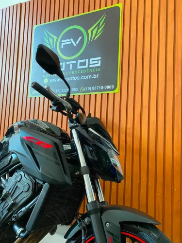 HONDA CB 650F PRETA 2019 - IMPERDÍVEL