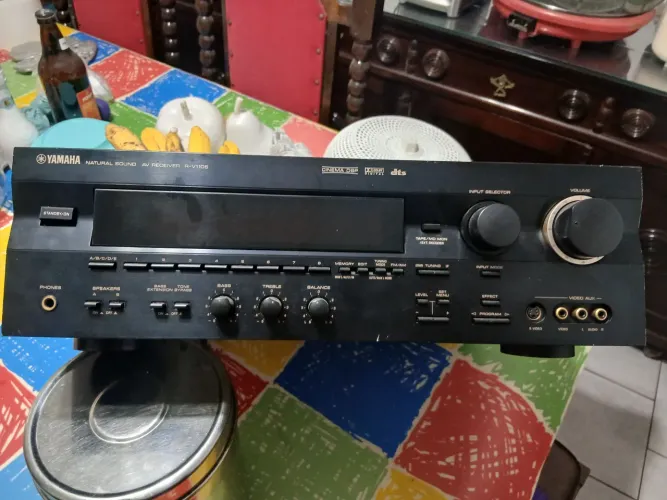 Receiver yamaha R-V1105
