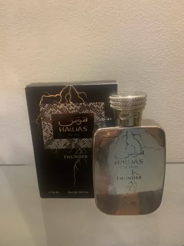 Super combo promocional , quatro perfumes árabes super hypados e com preço de banana