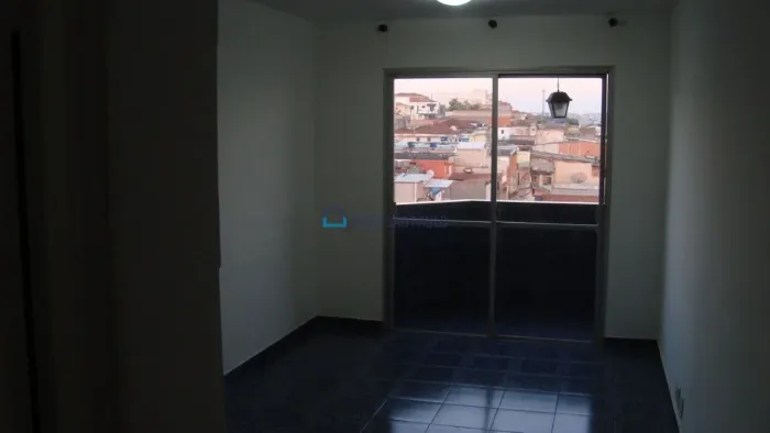 Apartamento à venda com 2 dormitorios e 1 vaga na Vila Constança.