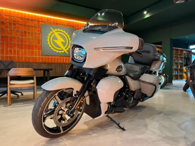 STREET GLIDE ULTRA FLHXU CINZA 2025/2025