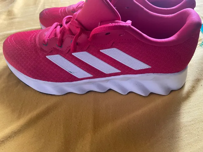 Tênis adidas original 