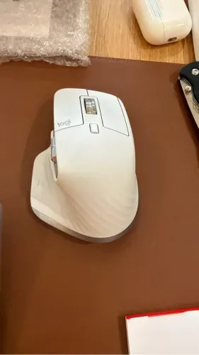 Mouse MX Master 3s - Logitech (15 dias de uso)