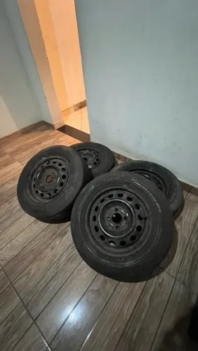 Pneus/rodas aro 14