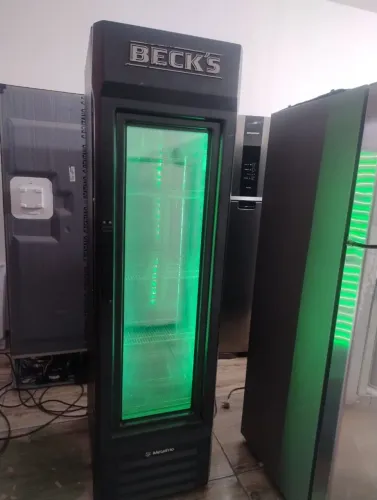 Vendo cervejeira de 270 litros funcionando perfeitamente.