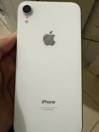 Vende-se iPhone XR 64GB