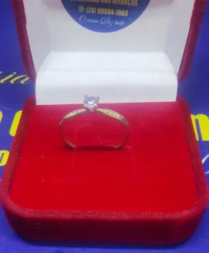 Anel Solitário Ouro 18 Kilates Peso 1.05 Gramas Pedra Zircônia 3 mm