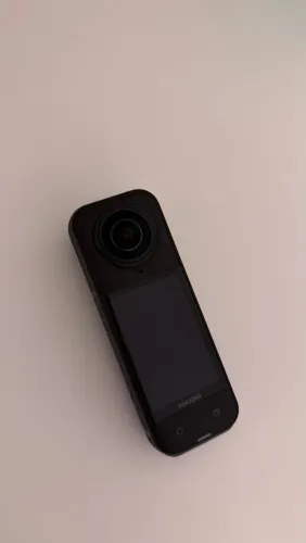 Insta360 X5