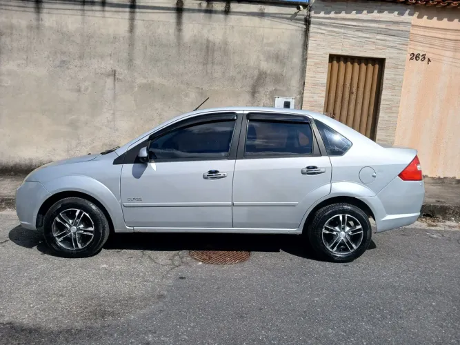 Ford Fiesta Sed. 1.6 8V Flex 4P 2009