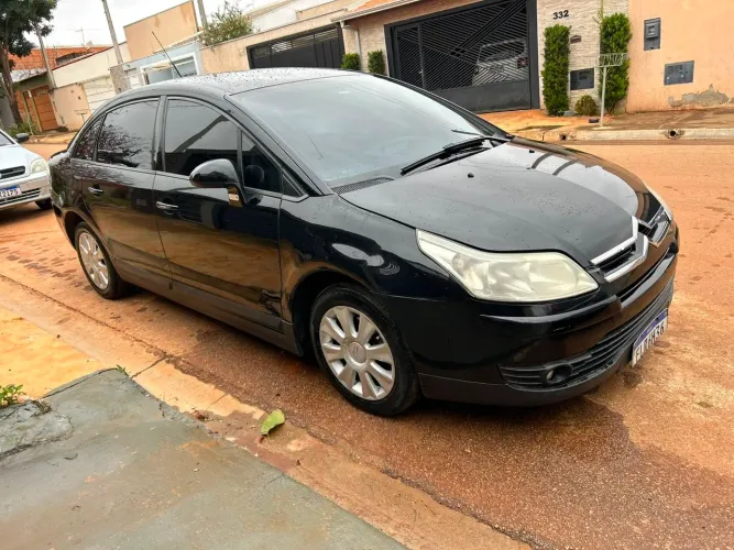 Citroen C4 Pallas GLX 2.0/ 2.0 Flex Aut. 2010