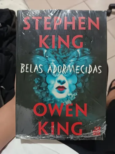Livro Stephen King belas adormecidas, novo e lacrado