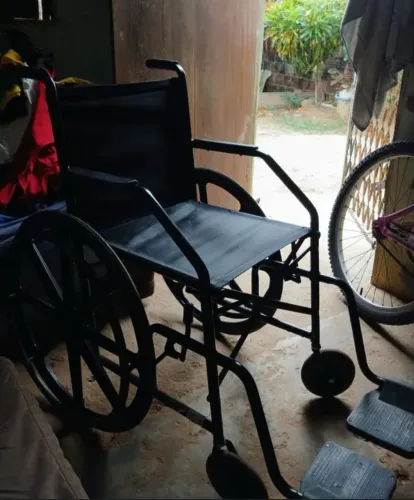 Cadeira de Rodas 1 mês de uso