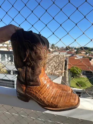 Bota couro de jacaré legítimo 