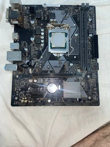 Kit i5 8400 + Placa mae H310m