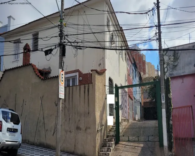 Aluguel de Casa na Vila Independência, Sorocaba-SP: 3 quartos, 1 sala com dois ambientes,