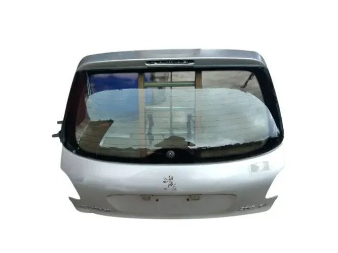 Tampa traseira Peugeot 206 207 2001a2012