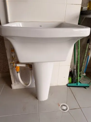 VENDO TANQUE COM COLUNA - CELITE 31L 