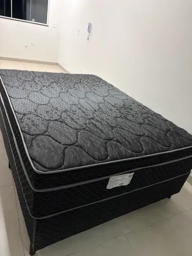 Cama box casal