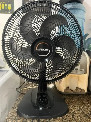 Vendo ventilador Mallory (Grande) funcionando perfeitamente