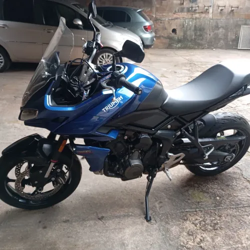 Vendo TIGER SPORT 660 a mais nova da regiao