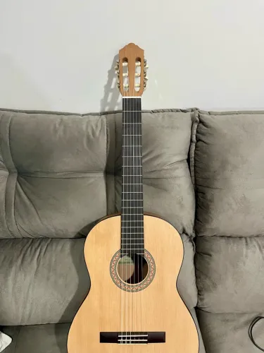 Violão semi profissional (novo)