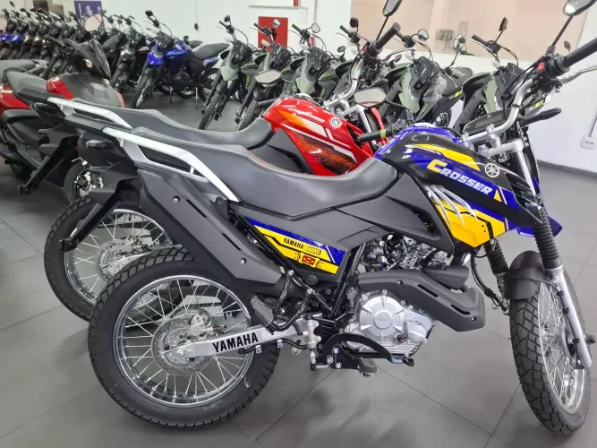 NOVAS CROSSER  Z ou S 2027.