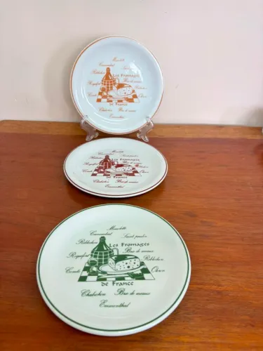 Pratinhos para sobremesa / petiscos, em porcelana Imperial - 03 peças - 19,5cm Diam