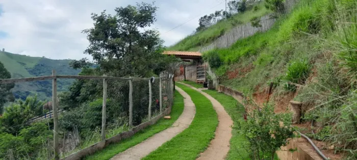 Espetacular chácara de 900m2, com casa de 190m2 no alto da montanha!! Delfim Moreira MG