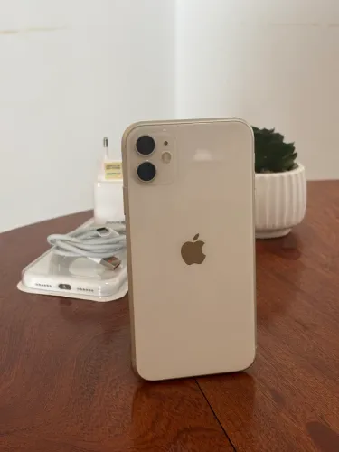 IPhone 11 64gb 81% de bateria 1.000,00
