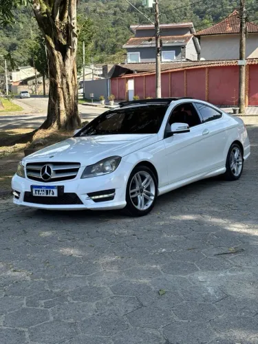 Mercedes-Benz C-180 CGI Coupe Sport 1.6 TB 16V Aut. 2015