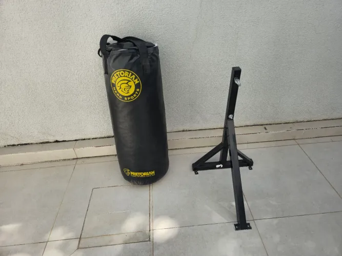Kit Boxe/Muay Thai: Saco de Pancadas + Suporte 