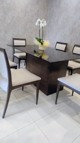 Conjunto de Sala de Jantar completa excelente estado ,