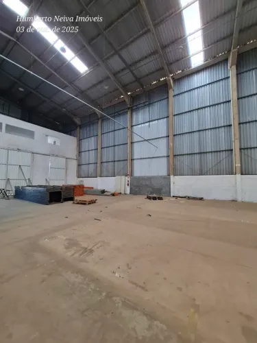 Galpao com 1300 m2 para alugar no Distrito Industrial