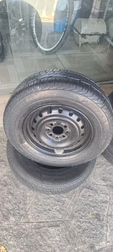 1 roda pneu R13 semi novo