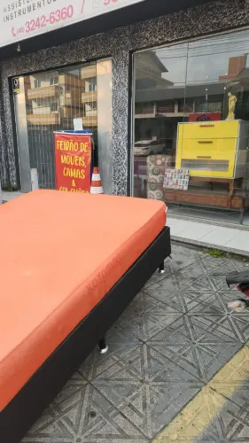 Vendo ponto de loja com tudo dentro de ( moveis .camas e colchoes ) multimarcas