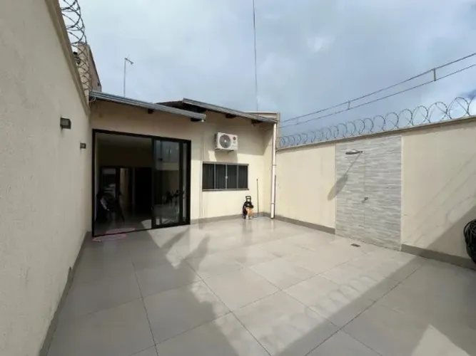 Vendo Casa em Cidade Nova MD18