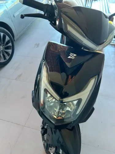 Scooter Elétrica Conduzza modelo Tokio 1500km cor preta ano 2025