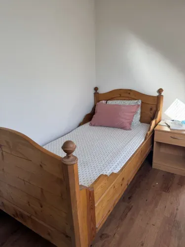 Doação cama de madeira
