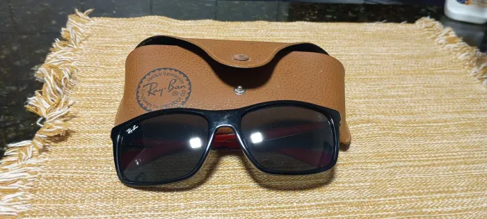Óculos Rayban Ferrari 