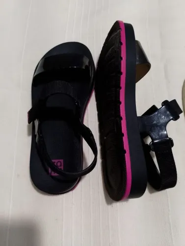 Chinelo Stich feminino + Zaxy + Ipanema rasteira