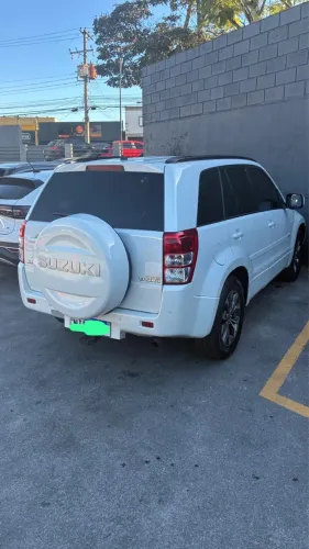 Suzuki Grand Vitara 2.0 16V 4x2/4x4 5P Mec. 2014