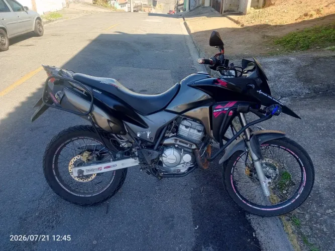 Vendo ou troca XRE 300 2013 abaixo da tabela e com baixa Km.