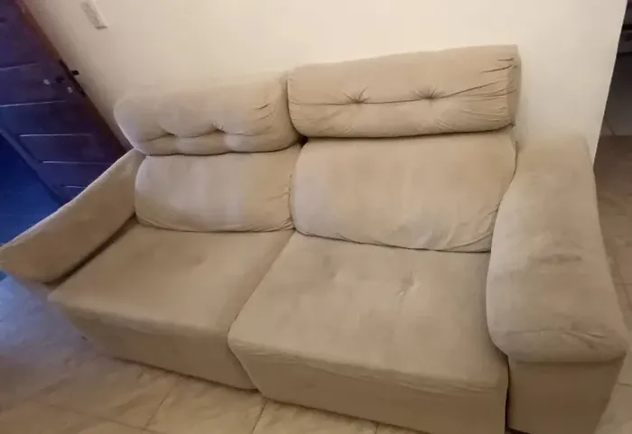 Sofá retrátil e reclinável !!