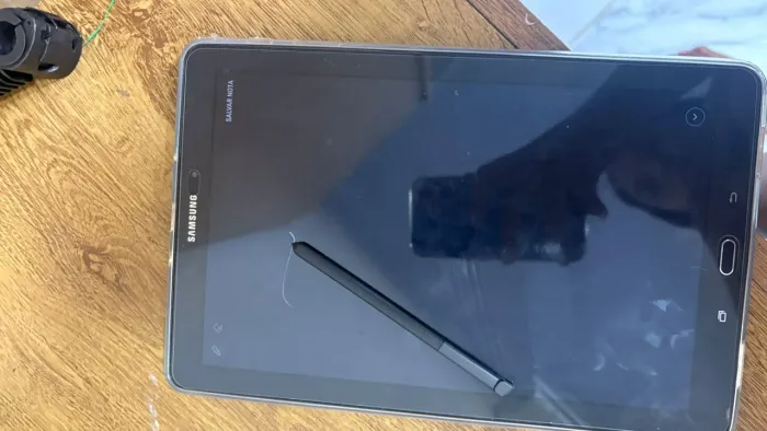 Samsung Galaxy tab A6 com S pen