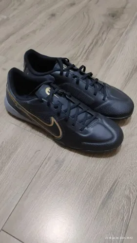 Chuteira Nike Tiempo Legend 9 Academy Society - 43